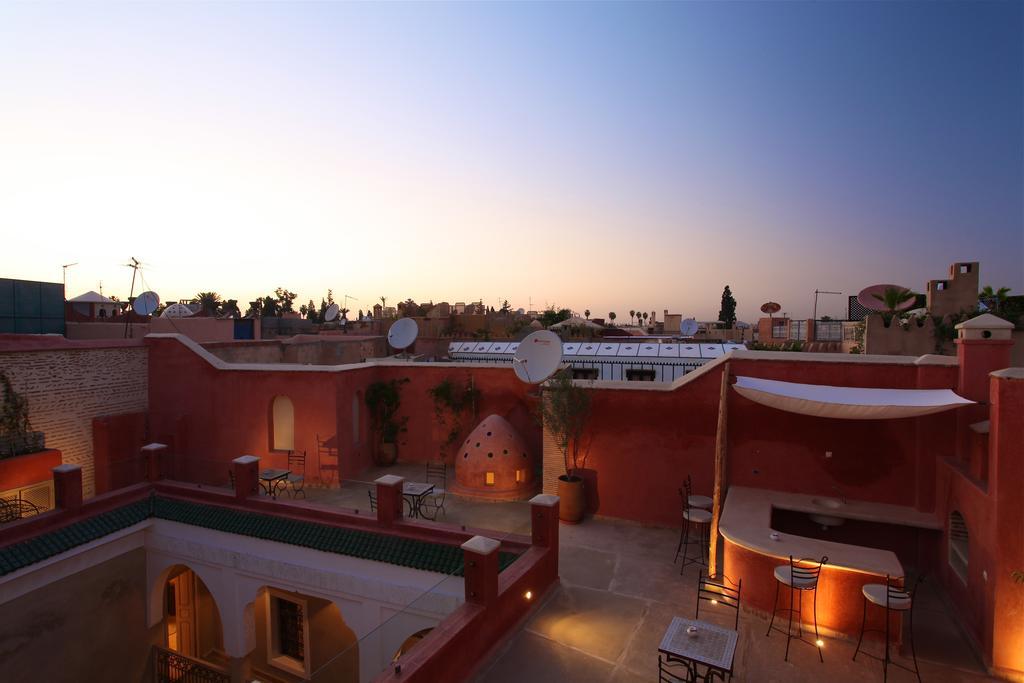 Riad Dar Ten Marrakesh Exterior photo