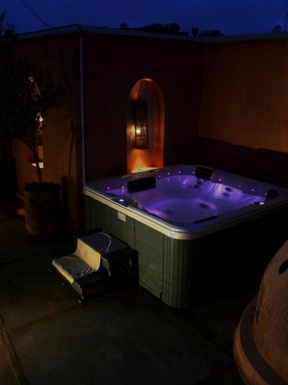 Riad Dar Ten Marrakesh Exterior photo