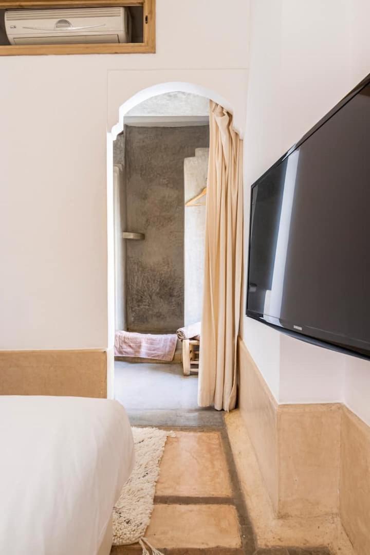 Riad Dar Ten Marrakesh Exterior photo